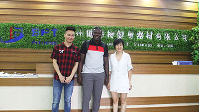 加纳老客户再次采购丝瓜下载APP健身器材